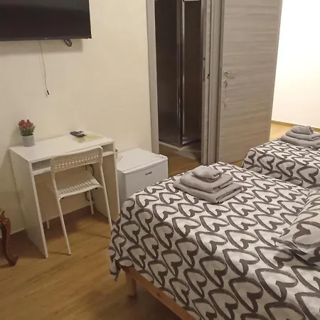 Regina Di Puglia *