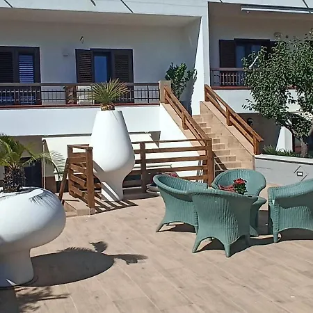 Regina Di Puglia Bed & Breakfast Santeramo in Colle
